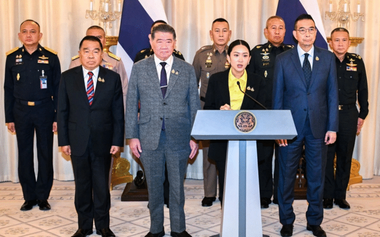 ASEAN Đứng Trước Ngã Ba Đường: Rạn Nứt Từ Xung Đột Thái Lan-Campuchia