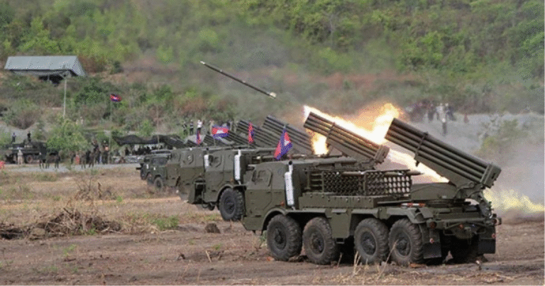 Hình ảnh giao tranh ác liệt tại biên giới Campuchia và Thái Lan