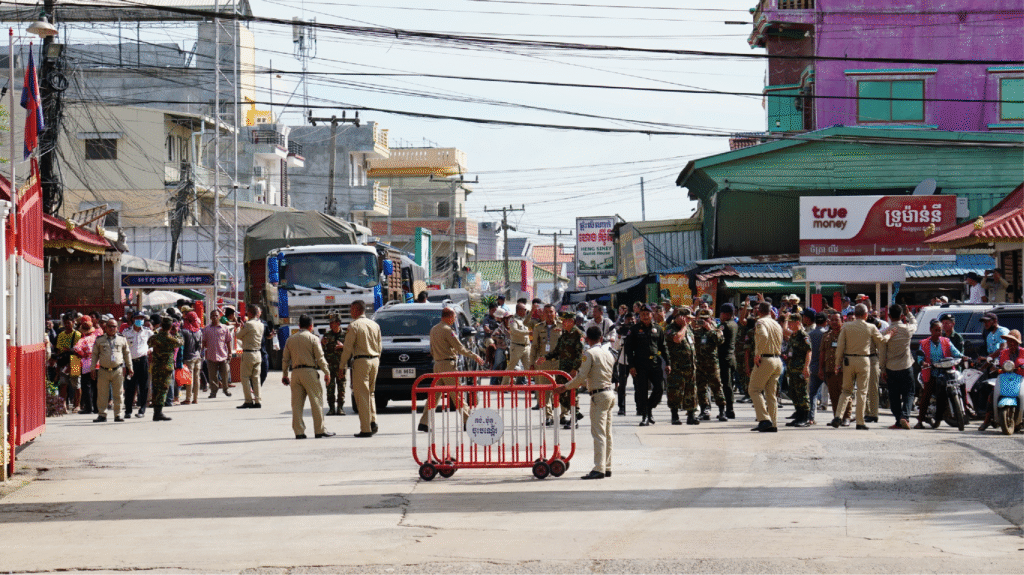 MỞ CỬA KHẨU BAAN LAEM VỚI KHUNG GIỜ MỚI – PHỐI HỢP THÁI - CAMPUCHIA GIẢI TỎA ÙN TẮC BIÊN GIỚI
