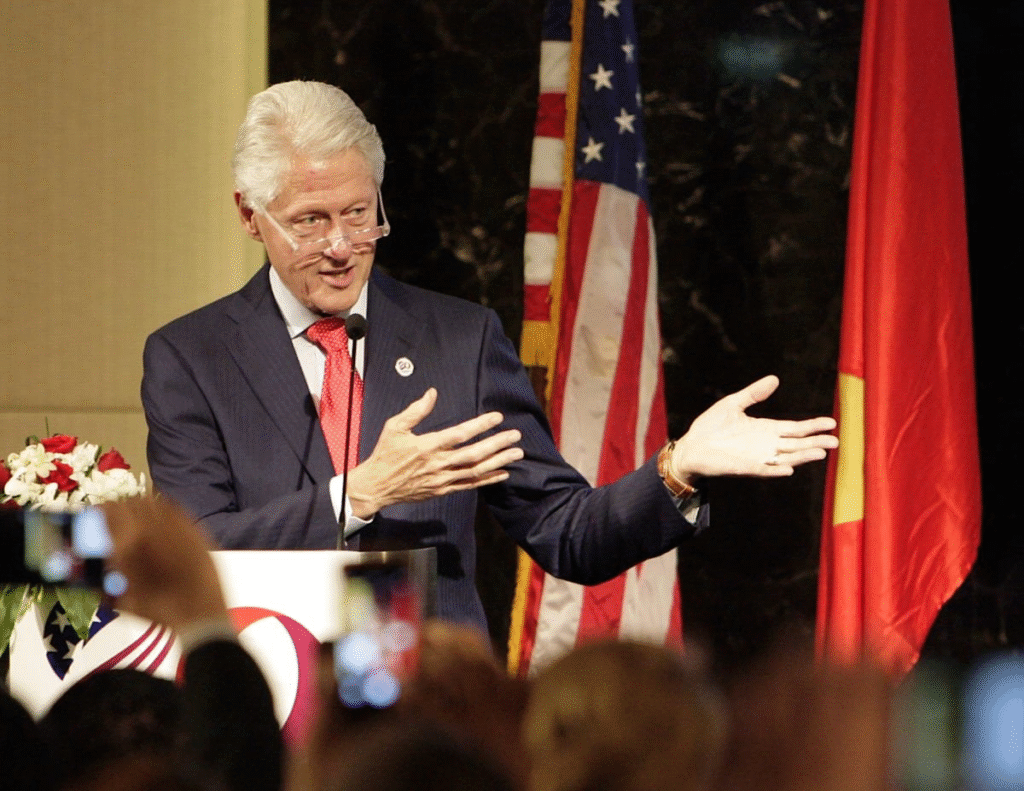 Cựu tổng thống Bill Clinton cho rằng việc bình thường hóa quan hệ Việt - Mỹ là "một trong những thành tựu quan trọng nhất trong đời" của ông. (ảnh: AP)